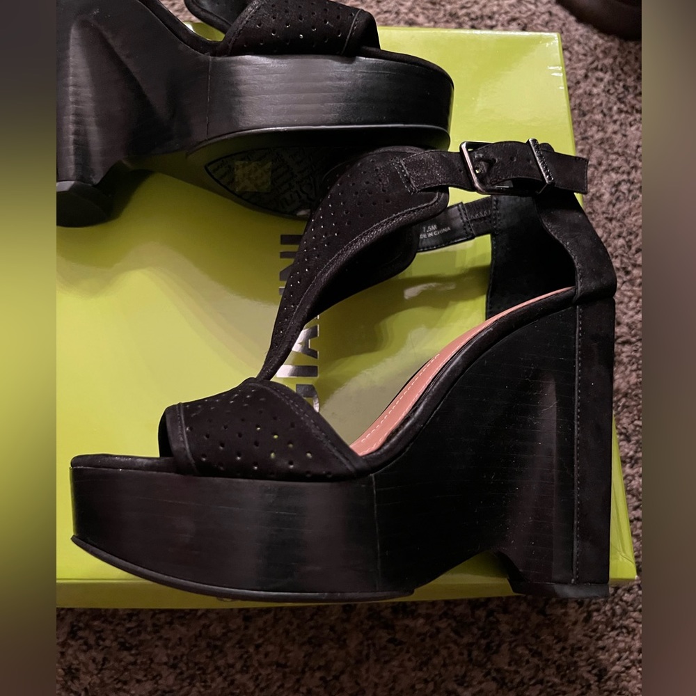 BNIB Gianni Bini wedge sandals.  Size 7.5.